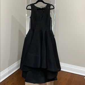 Woman long dress black issue New York size Medium